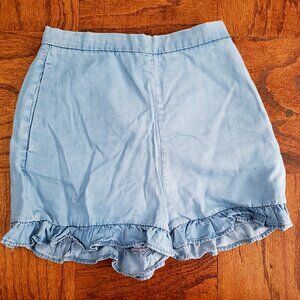 EUC ZARA WOMAN TENCEL hot pants flirty ruffle hemline (XS) POCKETS